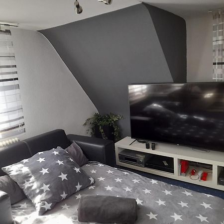 Ferienwohnung Mit Kleinem Garten Sonnenbuhl Bagian luar foto