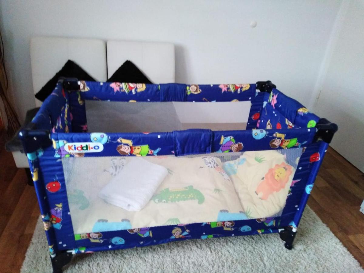 Ferienwohnung Mit Kleinem Garten Sonnenbuhl Bagian luar foto