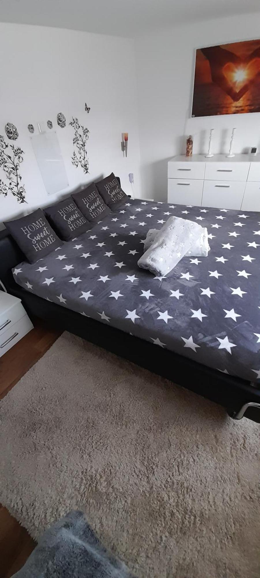 Ferienwohnung Mit Kleinem Garten Sonnenbuhl Bagian luar foto