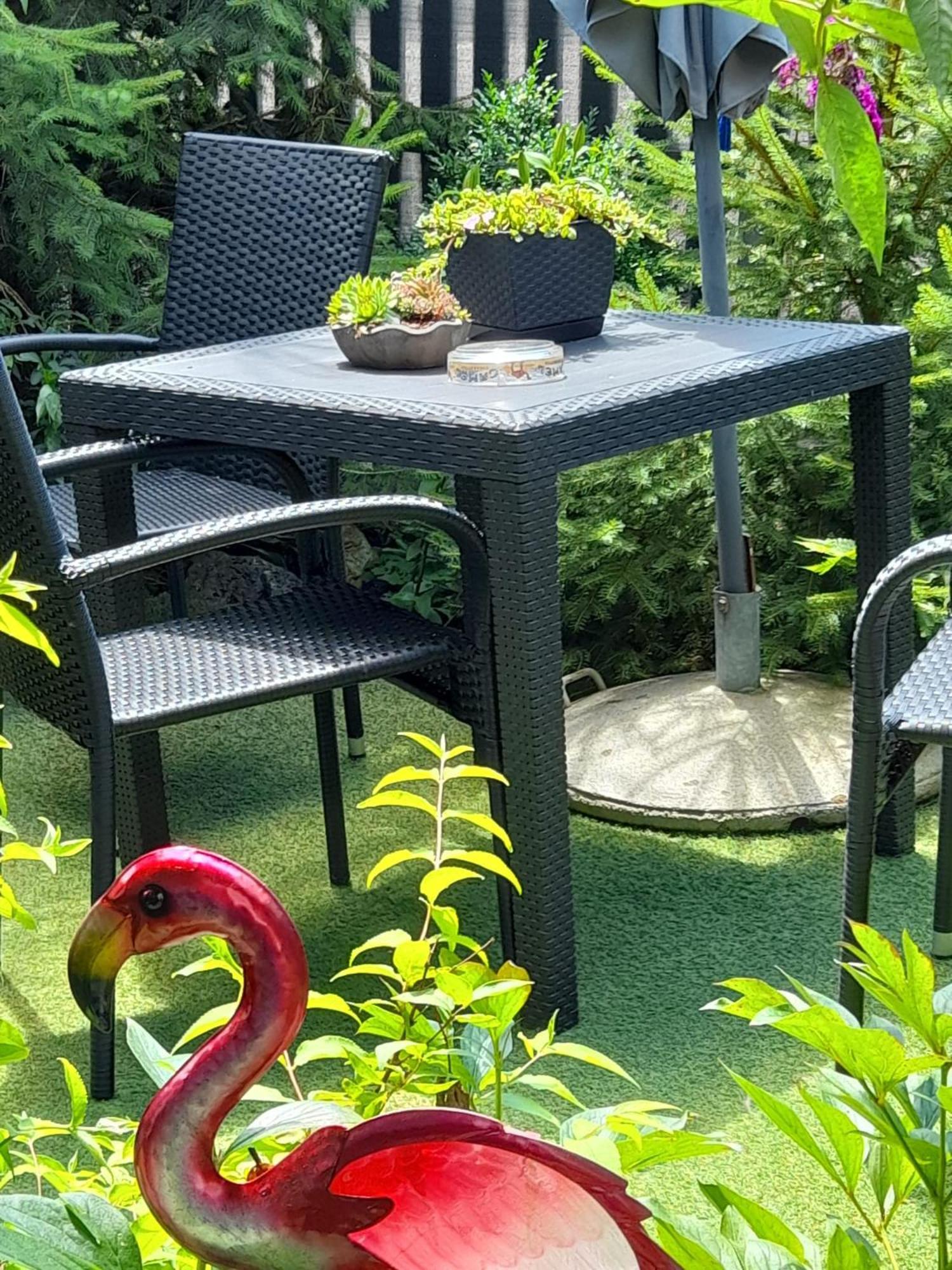 Ferienwohnung Mit Kleinem Garten Sonnenbuhl Bagian luar foto